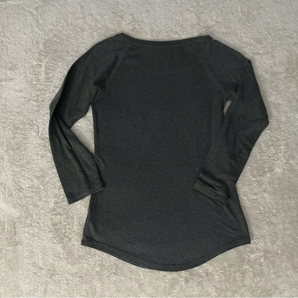 American Eagle Gray Logo Tee Three Quarter Sleeve Fitted Tee size XS - Picture 7 of 7